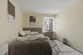 1631 W Belle Plaine Ave in Chicago, IL - Foto de edificio - Building Photo
