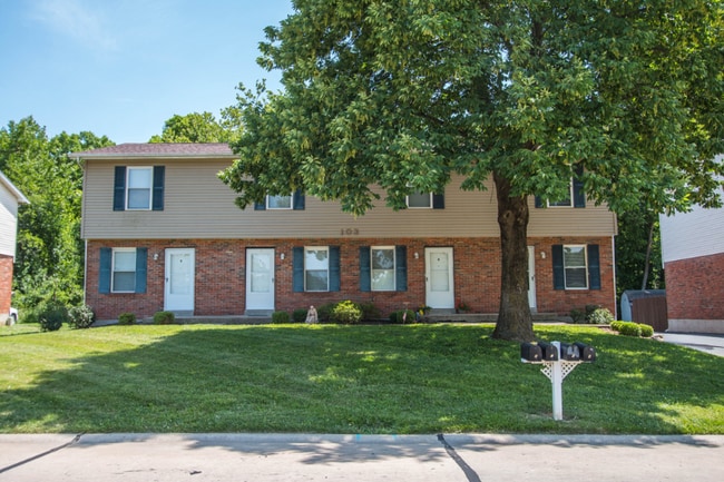 103 Park Charles Blvd S in St. Peters, MO - Building Photo - Building Photo