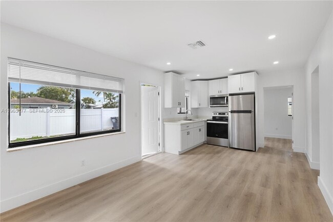 property at 1918 Taft St