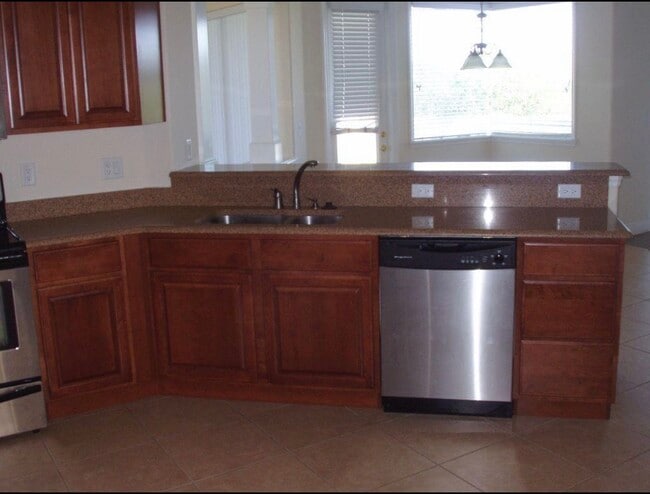 2992 Vintage View Cir in Lakeland, FL - Building Photo - Building Photo