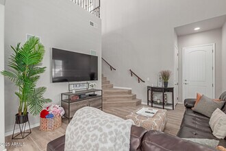 1367 S Country Club Dr in Mesa, AZ - Building Photo - Building Photo