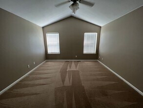 5107 Veronica Dr in Lawrence, KS - Building Photo - Building Photo
