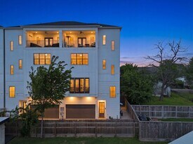 4306 Center St in Houston, TX - Building Photo