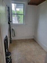 15 Starkey Ave, Unit Second floor in Attleboro, MA - Building Photo - Building Photo