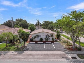 1430 NW 27th Ave in Fort Lauderdale, FL - Building Photo - Building Photo