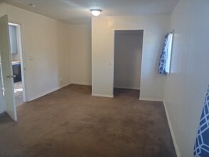 414 NW 97th St in Oklahoma City, OK - Foto de edificio - Building Photo