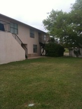 Ceniza Terrace in Del Rio, TX - Building Photo - Building Photo