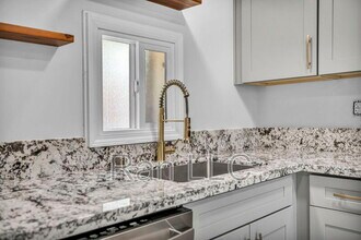 952 Haskell St in Reno, NV - Building Photo - Building Photo