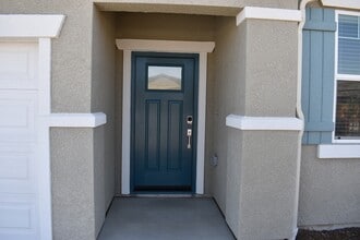 4752 Sami Jo Dr in Merced, CA - Foto de edificio - Building Photo