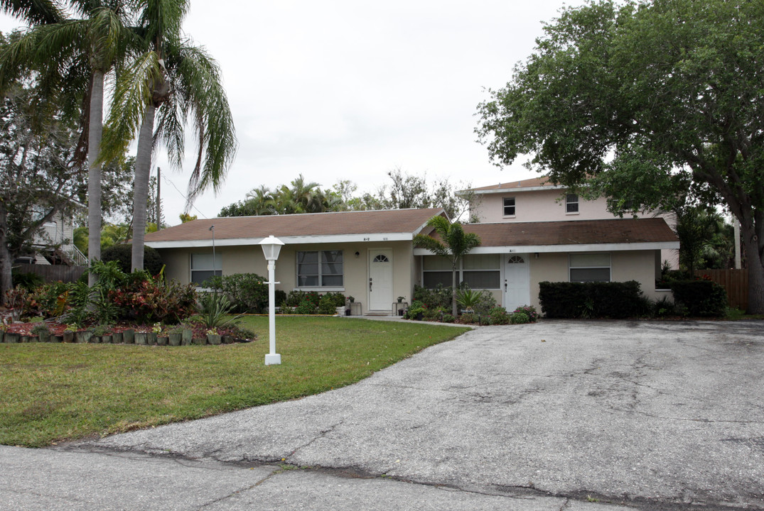 Siesta Villas in Sarasota, FL - Building Photo