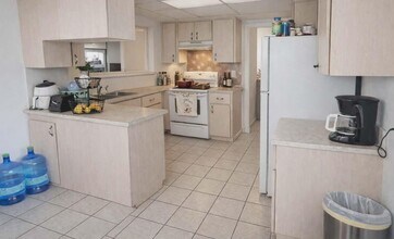 218 Olive Ave in Port St. Lucie, FL - Building Photo - Building Photo