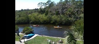 7639 Wells Ct in Port Richey, FL - Building Photo
