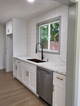 316 N Jackson St in Santa Ana, CA - Building Photo - Building Photo