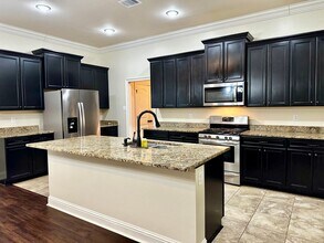 18176 Old Reserve Dr in Prairieville, LA - Building Photo - Building Photo