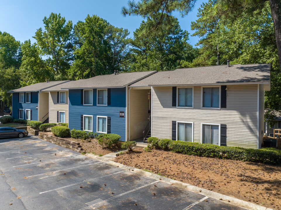 Regal Vista in Doraville, GA - Foto de edificio