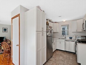 32 Prospect St in Boston, MA - Building Photo - Building Photo