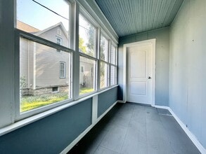 1522 Clinton St in Muskegon, MI - Building Photo - Building Photo