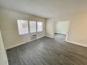 218 Santillane Ave in Coral Gables, FL - Building Photo - Building Photo