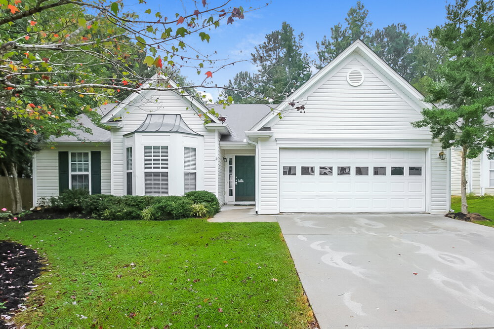 114 Lake Cove Approach in Newnan, GA - Building Photo