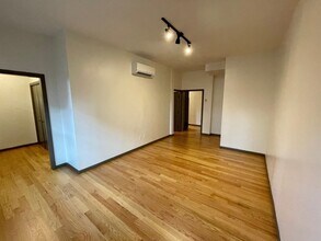 113 Webster Ave, Unit 1 in Cambridge, MA - Building Photo - Building Photo