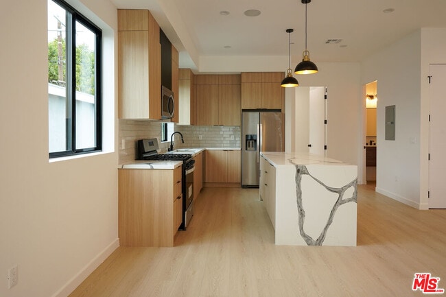 property at 13843 Burbank Blvd