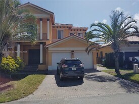 7944 SW 194th St in Miami, FL - Building Photo