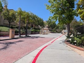 19849 Sandpiper Pl in Santa Clarita, CA - Building Photo