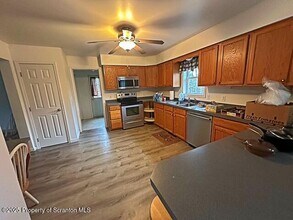 385 Rattlesnake Hill Rd in Meshoppen, PA - Building Photo - Building Photo