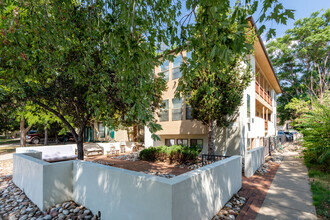 Goss Street Apartments in Boulder, CO - Building Photo - Building Photo