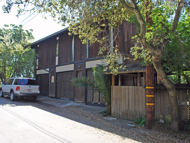 30 Bayview Rd in Kentfield, CA - Building Photo - Building Photo