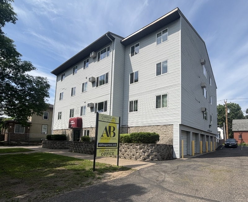 411 5th Ave S in St. Cloud, MN - Building Photo