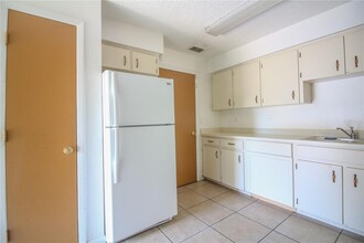 209 Granite Dr in Lakeland, FL - Building Photo - Building Photo