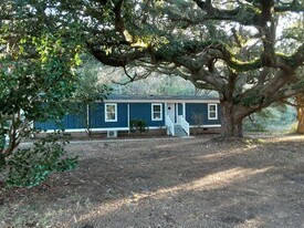 580 Satellite Ave in Murrells Inlet, SC - Building Photo