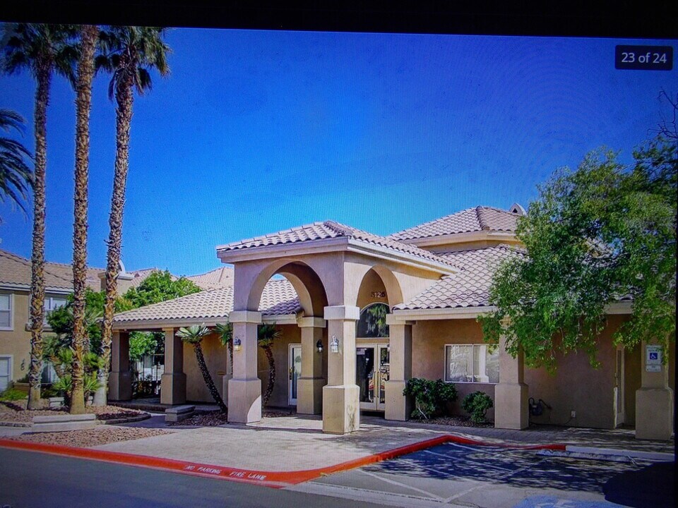 5125 W Reno Ave in Las Vegas, NV - Building Photo