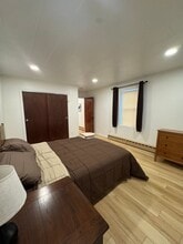 664 Chicopee St in Chicopee, MA - Foto de edificio - Building Photo