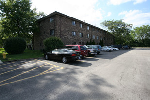 6704 Lakeshore Dr Apartamentos