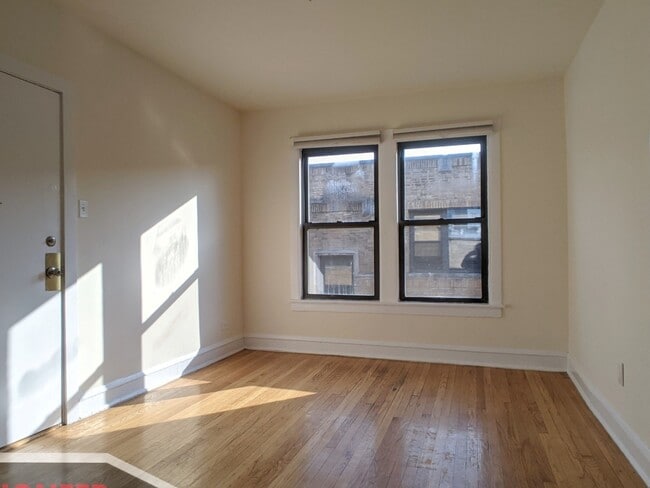 2651 N Spaulding Ave in Chicago, IL - Building Photo - Building Photo