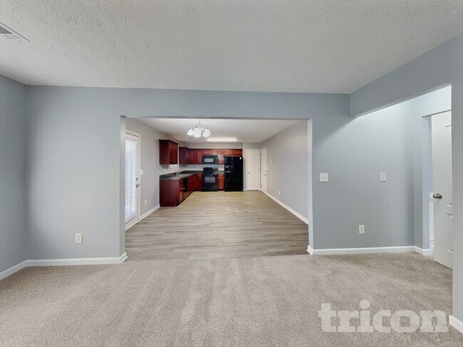 529 McCain Creek Trail in Stockbridge, GA - Foto de edificio - Building Photo