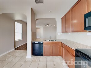 13338 Stetson Trail in San Antonio, TX - Building Photo - Building Photo