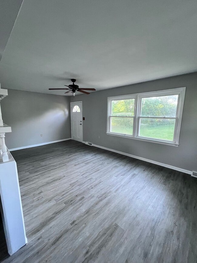 225 Fuller Dr in Bowling Green, KY - Building Photo - Building Photo