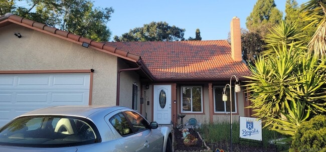 11184 Madrigal St in San Diego, CA - Building Photo - Building Photo