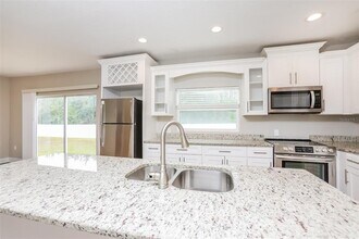 207 Taranto Way in Kissimmee, FL - Building Photo - Building Photo