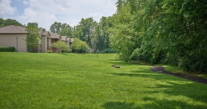 Cooper Creek in Louisville, KY - Foto de edificio - Building Photo