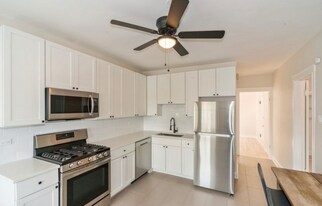 4143 N McVicker Ave, Unit 2 in Chicago, IL - Building Photo