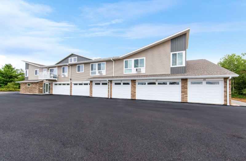 352 Deschane Ave in Crivitz, WI - Building Photo