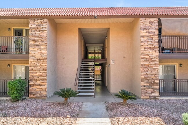 property at 5001 River Glen Dr