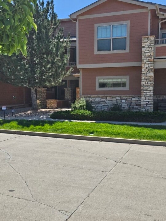 4101 Crittenton Ln in Wellington, CO - Building Photo