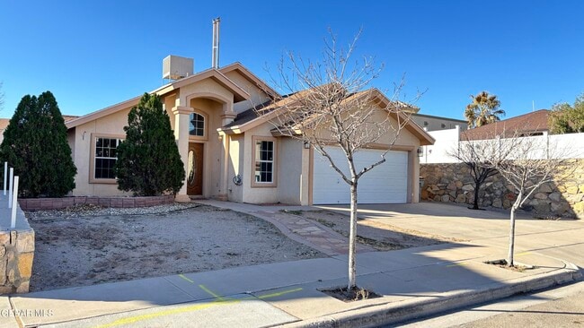 12266 Tierra Loma Rd in El Paso, TX - Building Photo - Building Photo