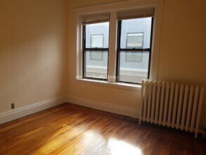 29 Park Dr in Boston, MA - Building Photo - Building Photo