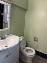 180 Wessels Ave, Unit 180 in Bridgeport, CT - Building Photo - Building Photo